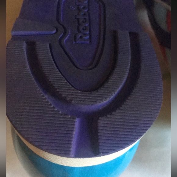 RARE Multi-Colored Reebok Classics Patent Leather Youth Size 5 - Picture 12 of 12